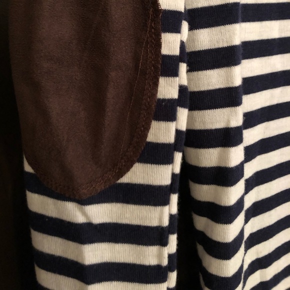 Long Sleeve - Picture 3 of 4